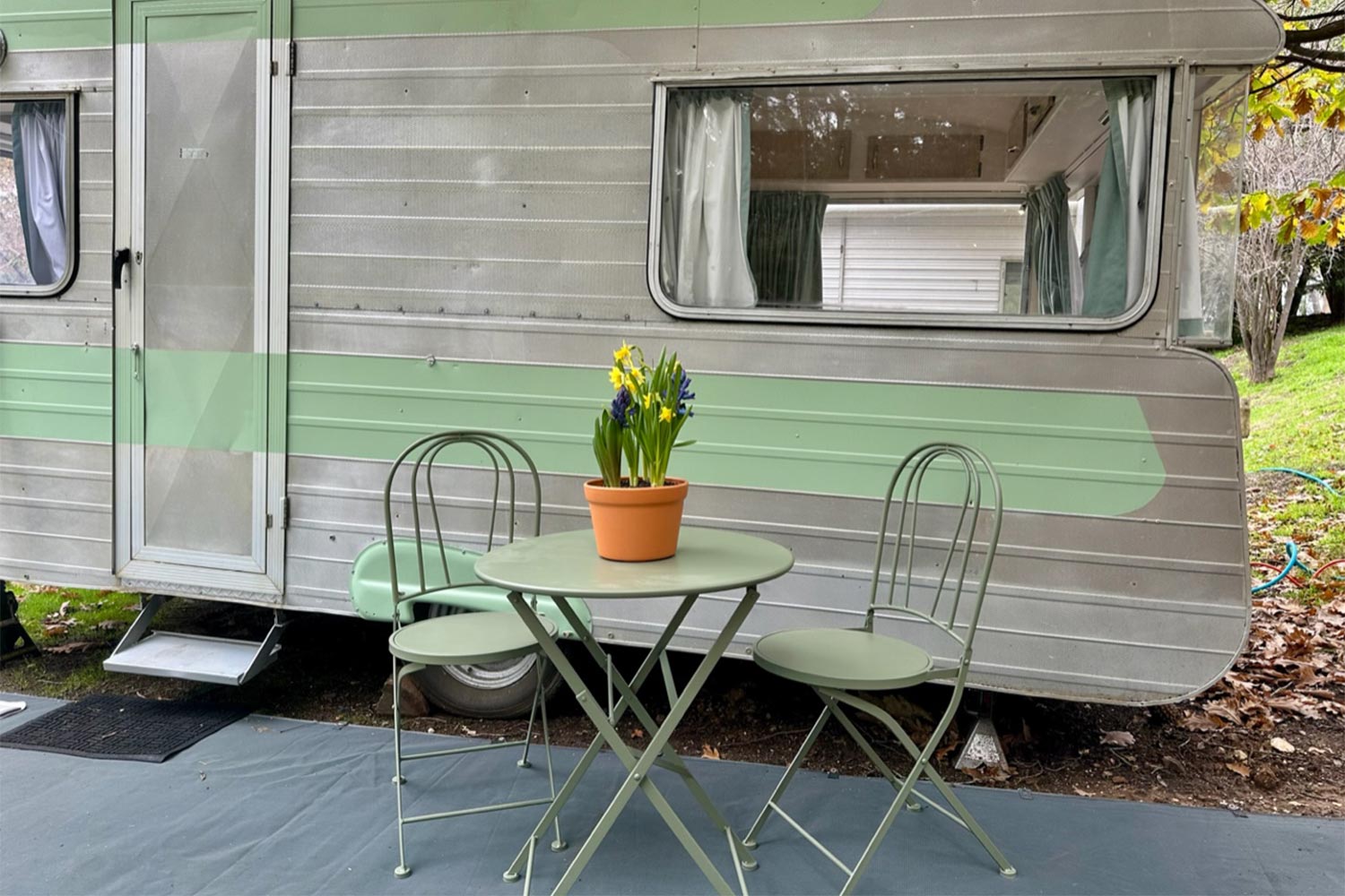 Vintage Caravan