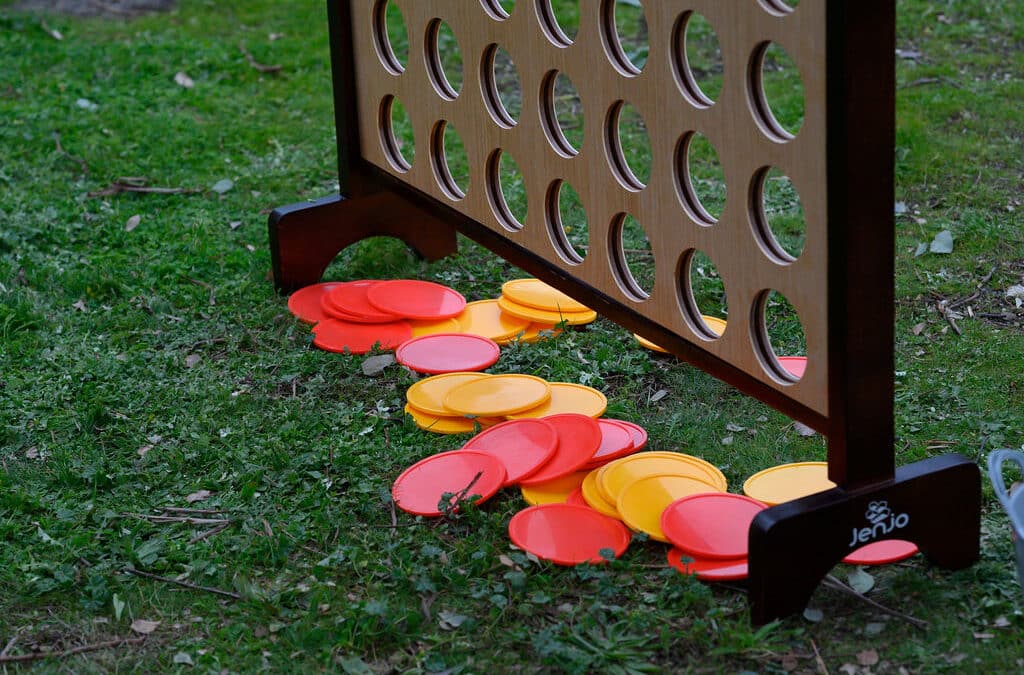 Giant Games